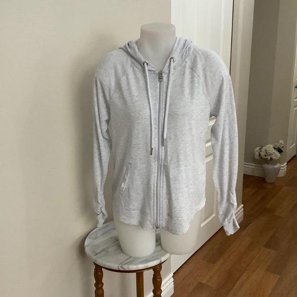Calvin Klein light hoodie fits Medium 34/35 bust - Picture 6 of 11